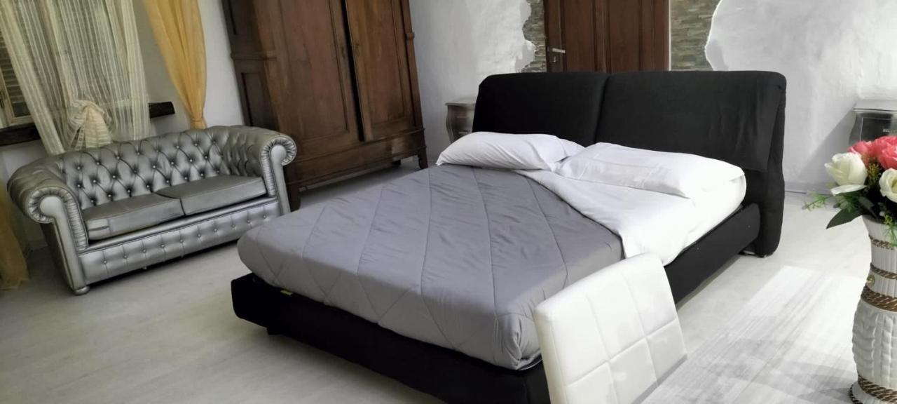 White Appartament Bagnolo Piemonte Dış mekan fotoğraf